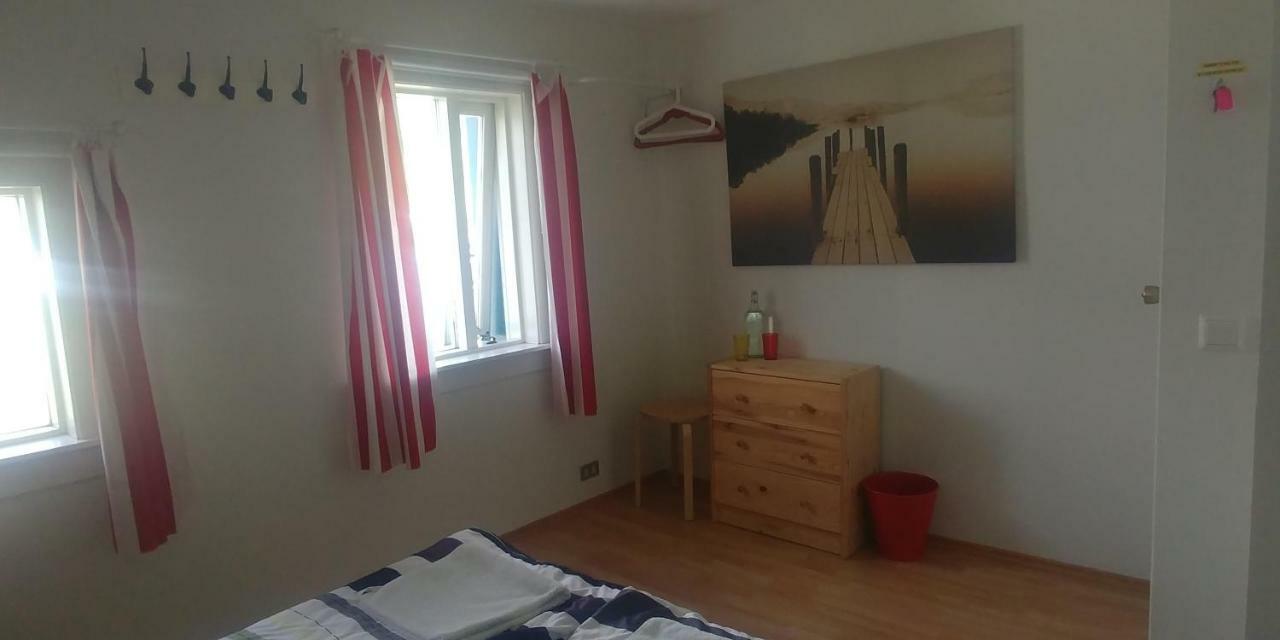 East Iceland Homestay Eskifjörður Buitenkant foto