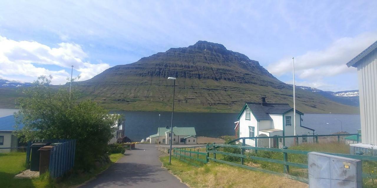 East Iceland Homestay Eskifjörður Buitenkant foto
